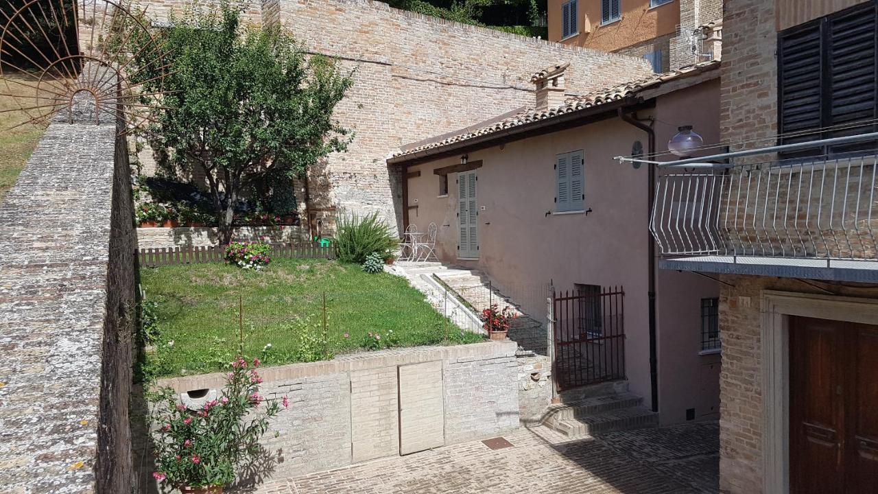 乌尔比诺Casa La Piazzetta Rinascimentale别墅 外观 照片